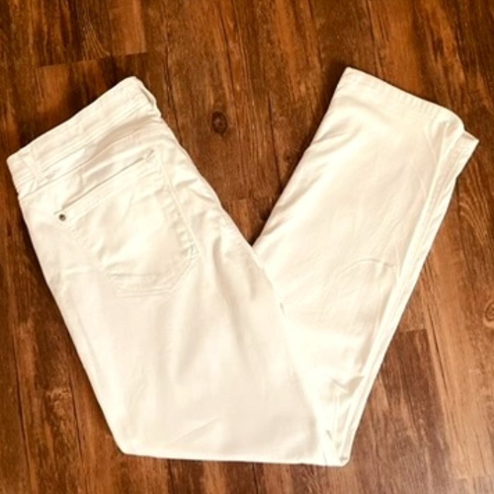 CURVE APPEAL White Jeans Womens Size 10/30 Stretch Waist